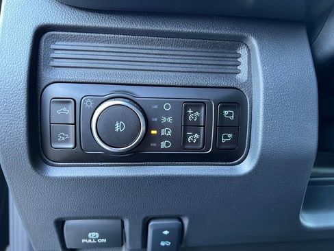 New 2026 Ford F350 Lariat w/ Black Appearance Package image 16