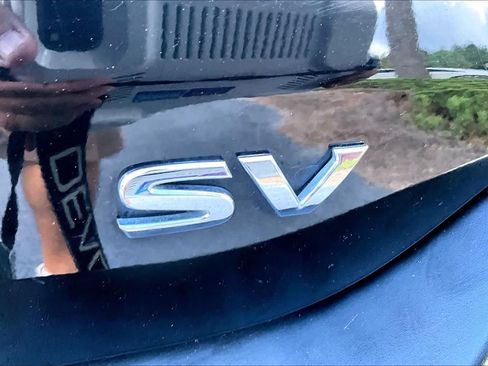 Used 2018 Nissan Kicks SV FWD image 13