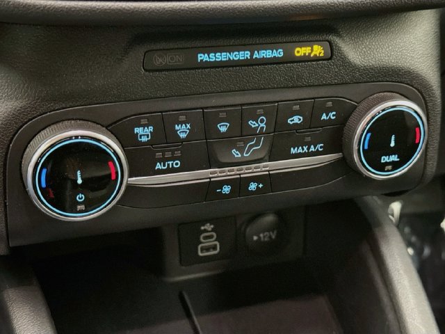 Certified 2025 Ford Escape ST-Line AWD/4WD image 15