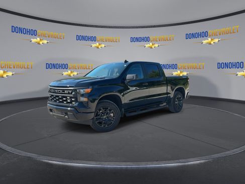 Used 2026 Chevrolet Silverado 1500 Custom w/ Turbomax Blackout Package AWD/4WD image 5