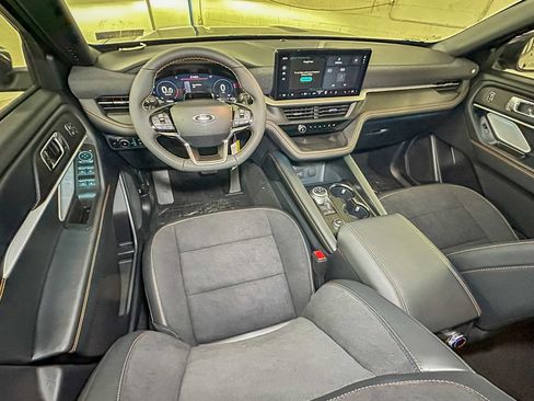 New 2026 Ford Explorer Tremor w/ Tremor Ultimate Package AWD/4WD image 9