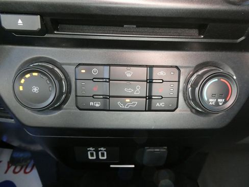 Used 2018 Ford F150 XLT w/ Equipment Group 302A Luxury image 26