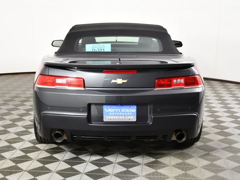 Used 2015 Chevrolet Camaro LT RWD image 6
