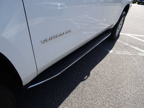 Used 2019 GMC Yukon XL SLT w/ Open Road Package RWD image 46