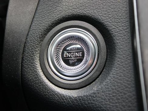 Used 2019 Mercedes-Benz C 300 4MATIC Coupe image 18
