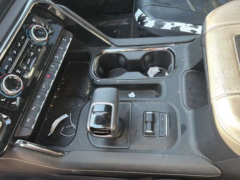 Used 2022 GMC Sierra 1500 AT4X AWD/4WD image 19