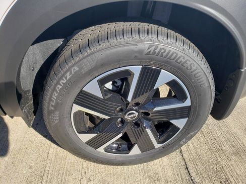 New 2026 Nissan Kicks SV w/ SV Premium Package image 12