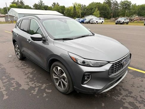 Used 2023 Ford Escape Platinum w/ Class II Trailer Tow Package AWD/4WD image 7