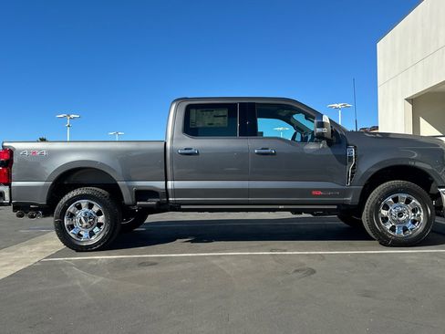 New 2026 Ford F250 Lariat w/ Lariat Ultimate Package image 2