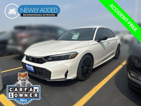 Used 2025 Honda Civic Sport image 1