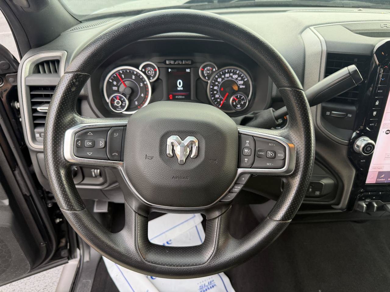 Used 2025 RAM 3500 Tradesman AWD/4WD image 25