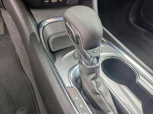 Used 2024 Chevrolet Malibu LT FWD image 11