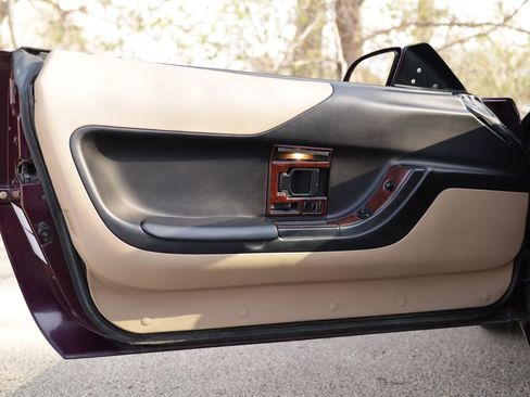 Used 1995 Chevrolet Corvette Convertible image 19