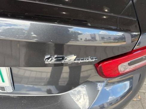 Used 2018 FIAT 124 Spider Lusso RWD image 4