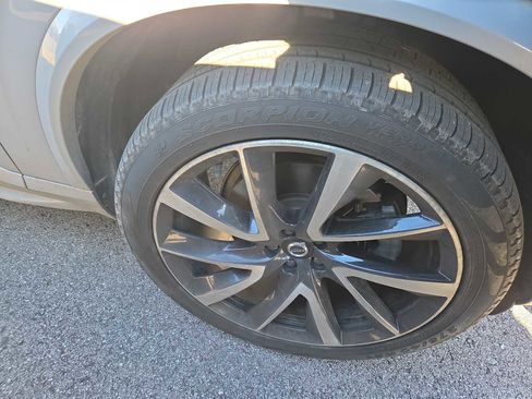 Used 2023 Volvo XC90 B6 Plus w/ Protection Package Premier image 2