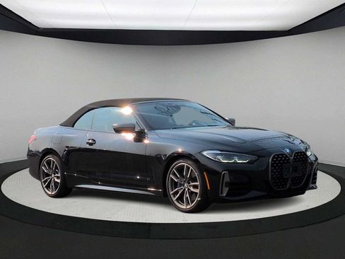 Used 2023 BMW M440i Convertible RWD image 2
