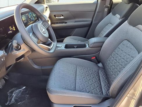 New 2026 Nissan Kicks SV image 12