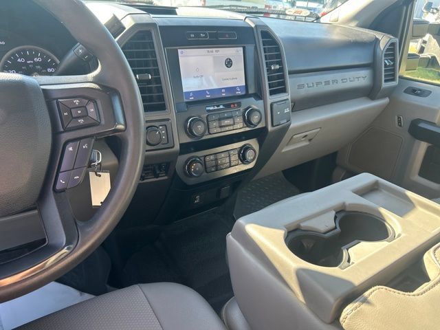 Used 2020 Ford F350 XL w/ Power Equipment Group AWD/4WD image 17