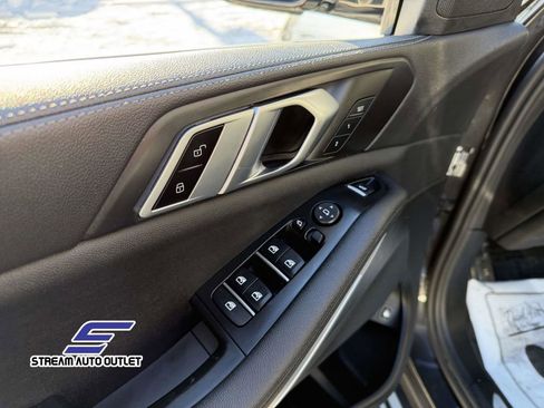 Used 2022 BMW X5 xDrive45e image 30