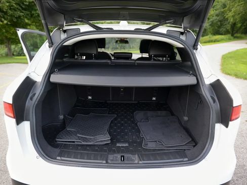 Used 2018 Jaguar F-PACE Premium AWD/4WD image 70