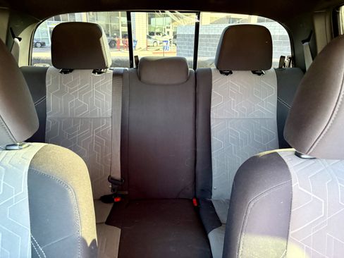 Used 2023 Toyota Tacoma TRD Off-Road image 22