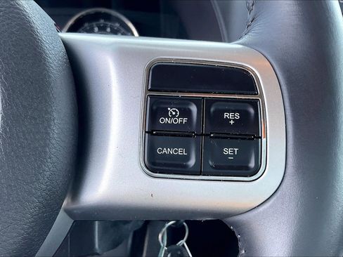 Used 2015 Jeep Compass High Altitude image 22