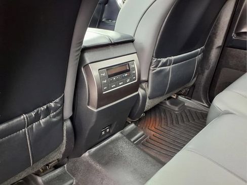 Used 2022 Lexus GX 460 w/ Black Line Special Edition AWD/4WD image 12