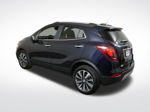 Used 2022 Buick Encore Preferred w/ Safety Package FWD image 7