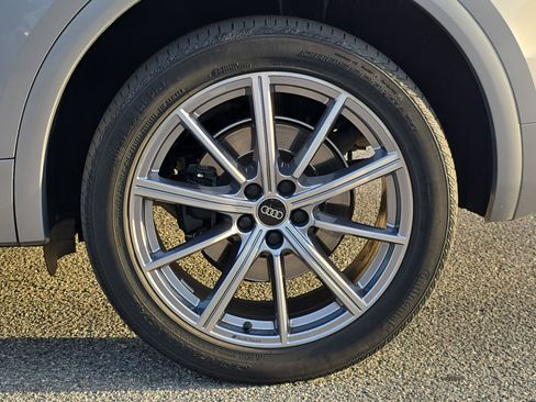 Used 2022 Audi SQ5 Premium image 34