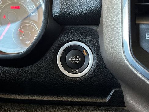 Used 2022 RAM 1500 Laramie image 25