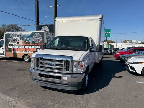 Used 2021 Ford E-450 and Econoline 450 Super Duty w/ Power Windows & Locks Group image 5