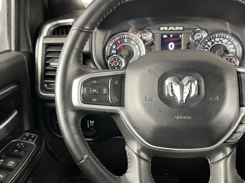 Used 2024 RAM 2500 Big Horn w/ Sport Appearance Package image 16