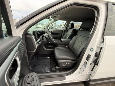 Used 2026 Hyundai Santa Fe SEL AWD/4WD image 13