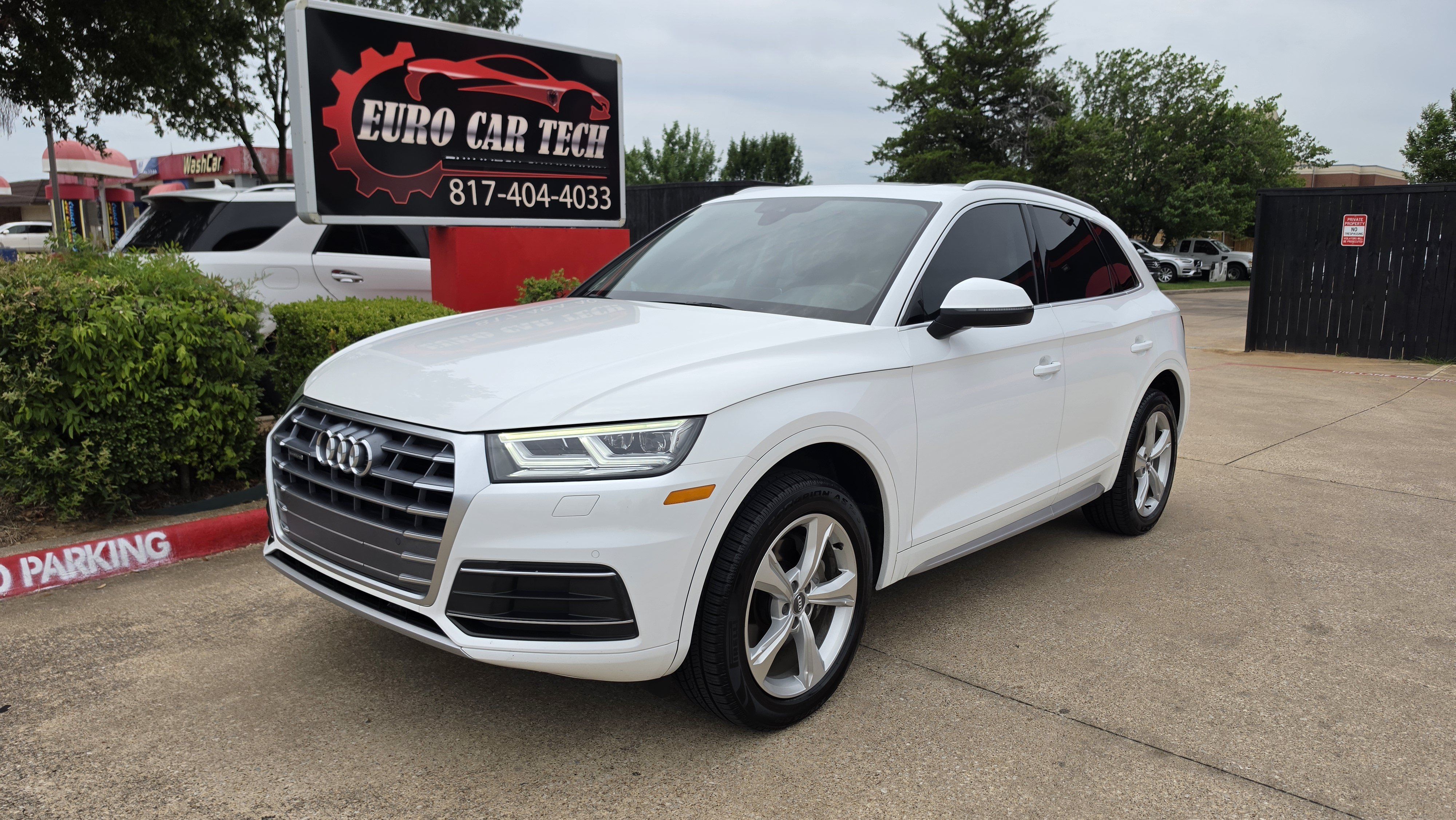 Used 2020 Audi Q5 2.0T Premium Plus w/ Premium Plus Package AWD/4WD image 1