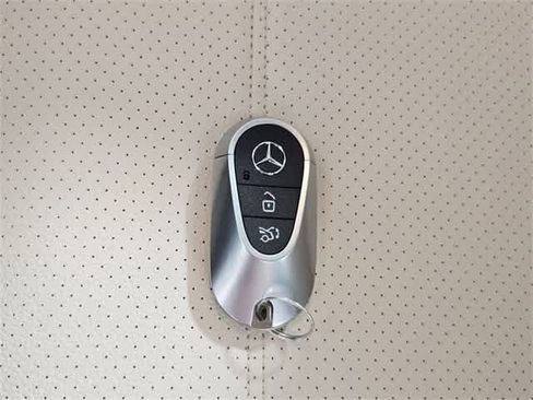 Certified 2025 Mercedes-Benz C 300 4MATIC Sedan image 60