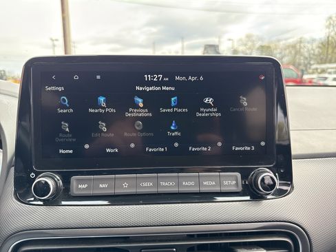 Used 2022 Hyundai Kona Limited image 24