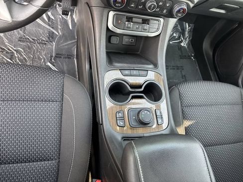 Used 2023 GMC Acadia SLE w/ Driver Convenience Package AWD/4WD image 23