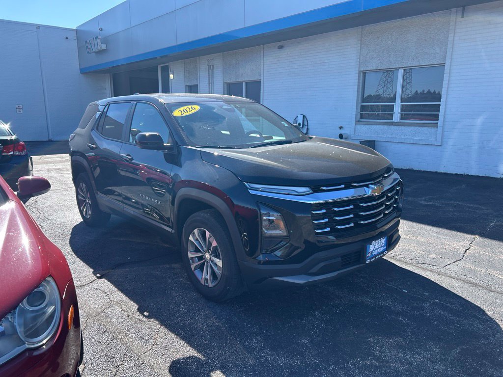 Used 2026 Chevrolet Equinox LT FWD image 3