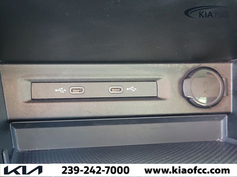 Used 2023 Volkswagen Taos S FWD image 27