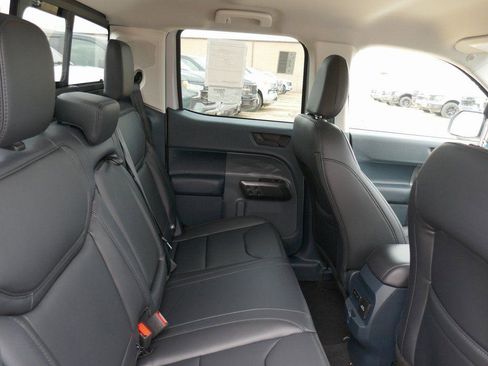 New 2026 Ford Maverick Lariat w/ Black Appearance Package image 12