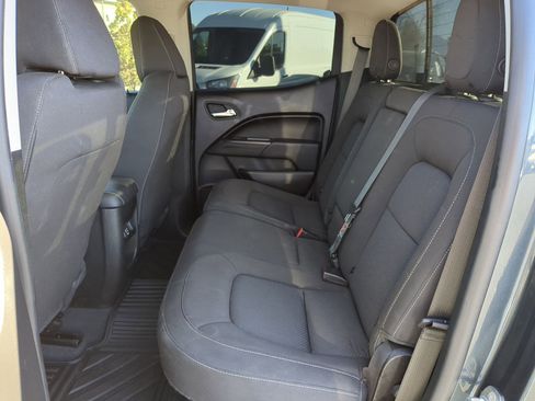 Used 2019 Chevrolet Colorado LT w/ LT Convenience Package image 29