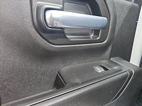 Used 2021 Chevrolet Silverado 2500 W/T w/ WT Convenience Package image 11