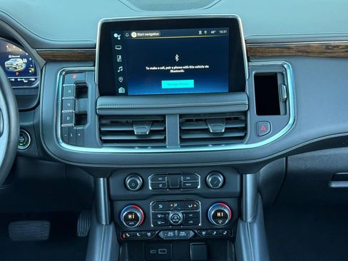 Used 2023 Chevrolet Suburban Premier AWD/4WD image 22