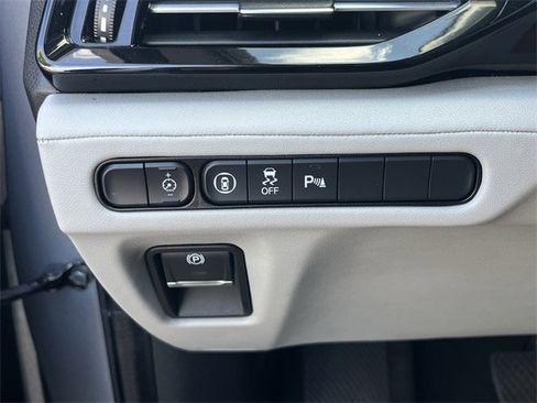 Certified 2024 Acura MDX SH-AWD w/ Technology Package image 25