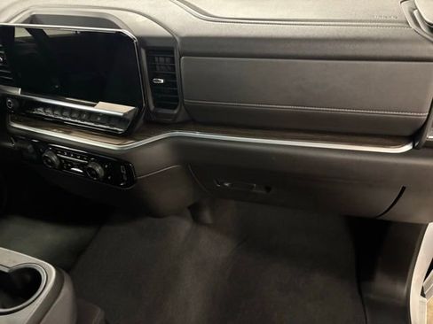 Used 2025 Chevrolet Silverado 2500 LT w/ Convenience Package AWD/4WD image 20