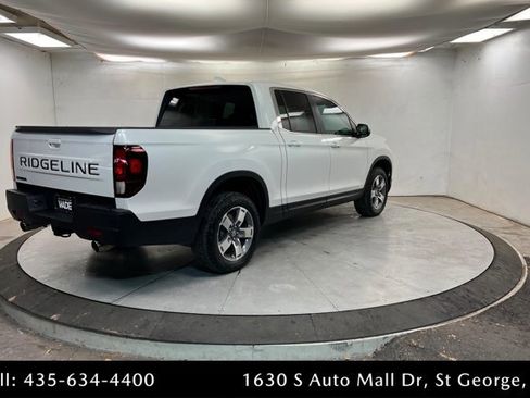 Certified 2025 Honda Ridgeline RTL image 5