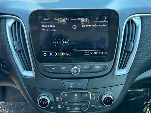 Used 2023 Chevrolet Malibu LT w/ Driver Confidence Package image 9