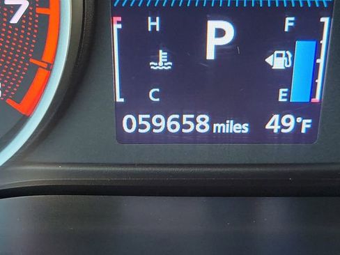 Used 2024 Mitsubishi Eclipse Cross SE image 25