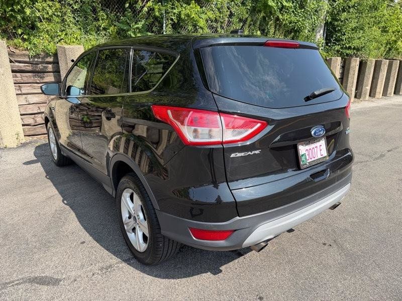 Used 2015 Ford Escape SE FWD image 24