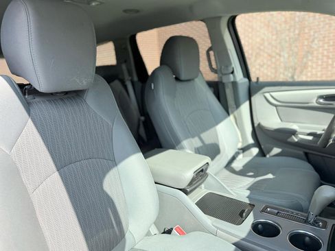 Used 2016 Chevrolet Traverse LS image 42